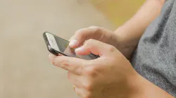 cell-phone-pexels