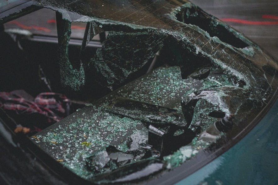 broken-windshield