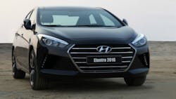 2016-Hyundai-Elantra-1
