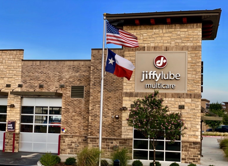 1673020961810 Jiffylubecarrollton