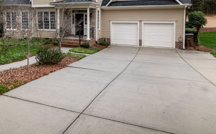 1673021561885 Driveway