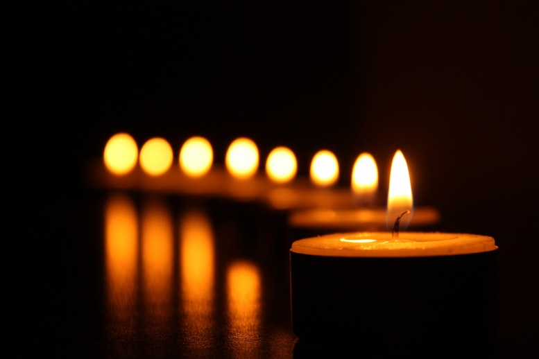 1673023512360 Candles