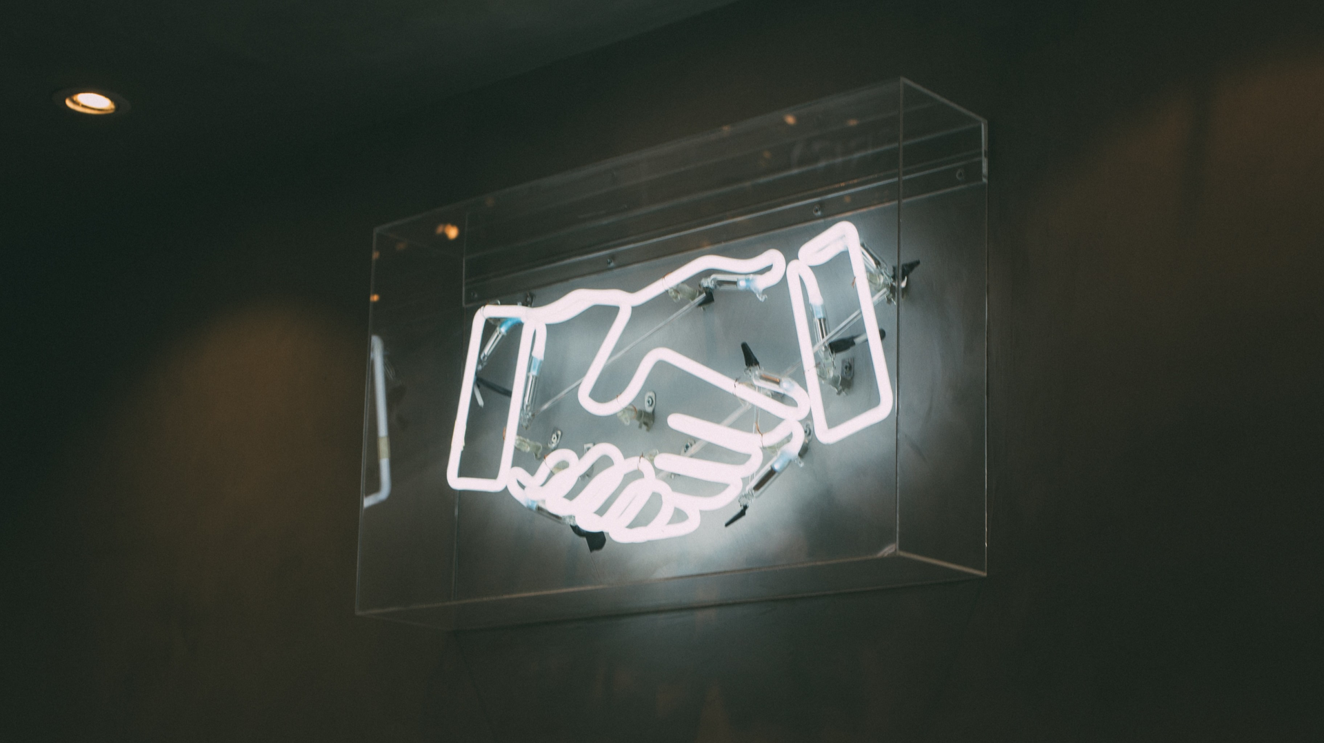 Charlesdeluvio At5vu Poi8vc Unsplash 1 6425dc1b7723e