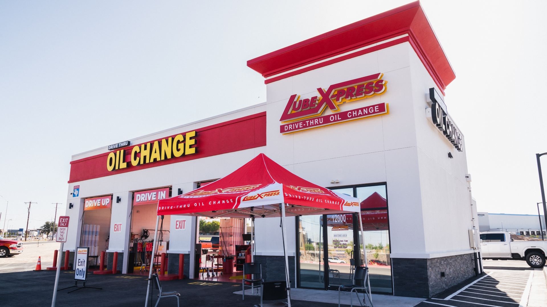 Shop Look Lube Xpress Eastlake of El Paso, Texas National Oil and