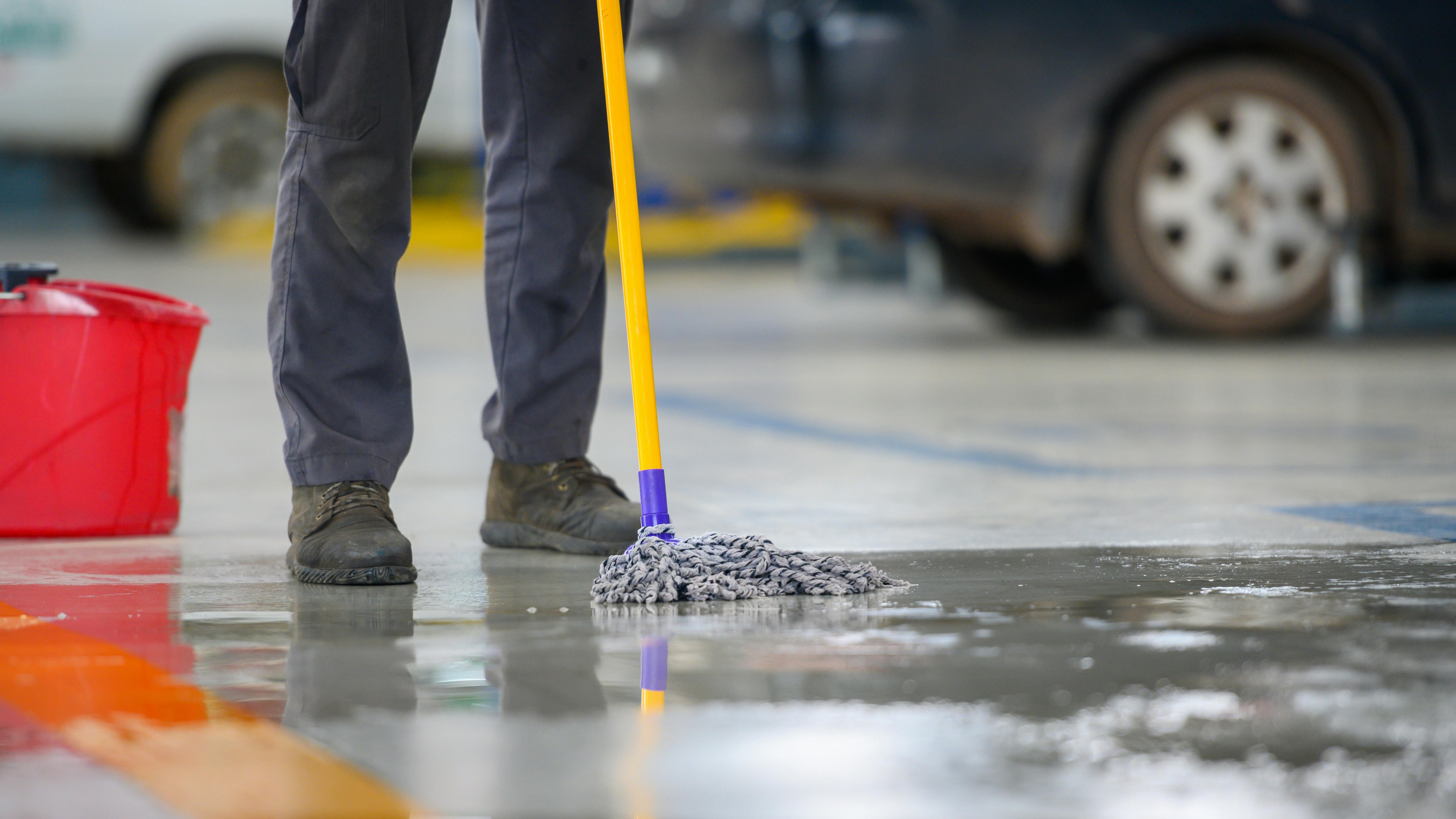 dreamstime_xxl_250596064