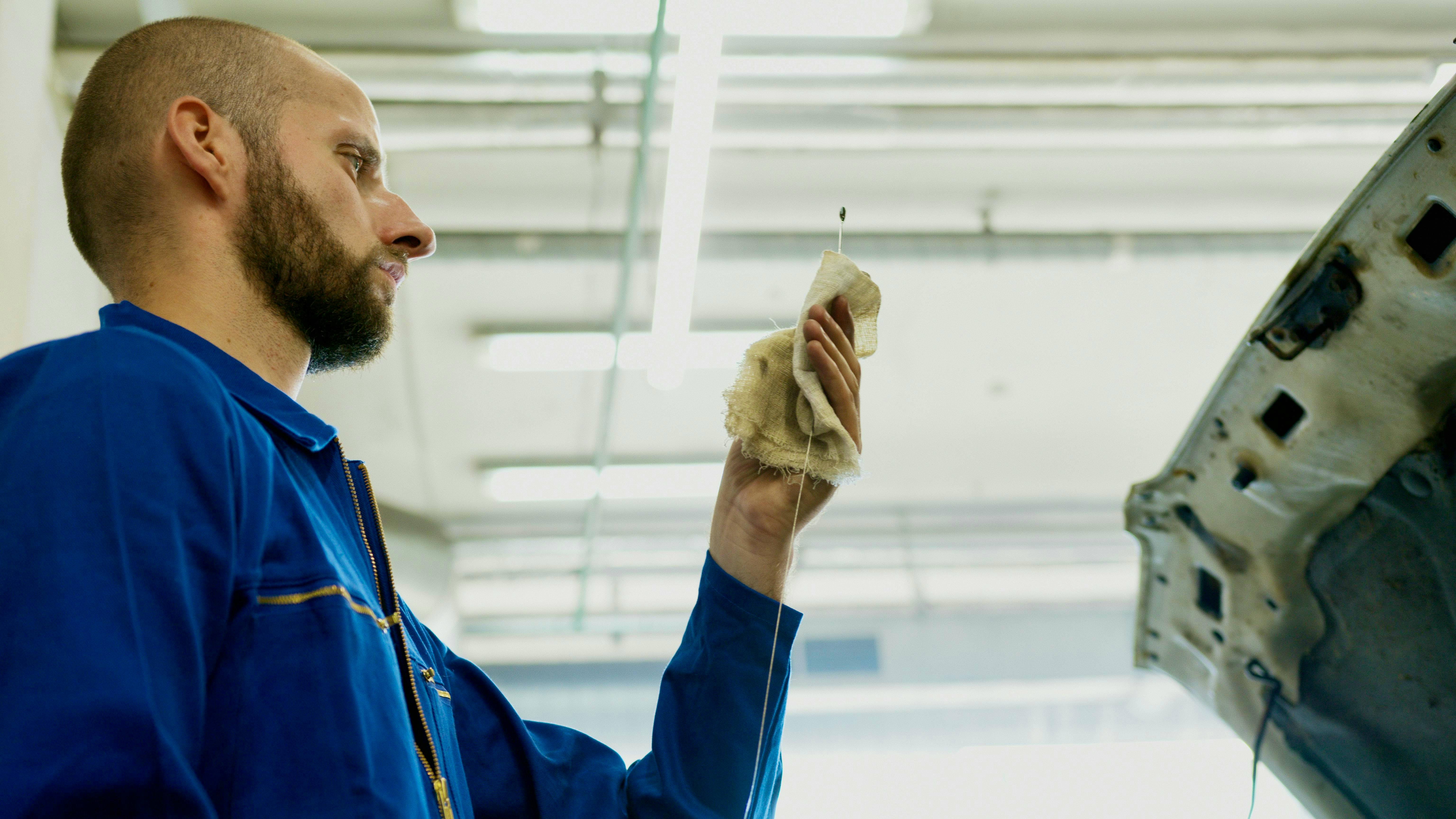 6631430cd2f63b00083e5719 Dipstick