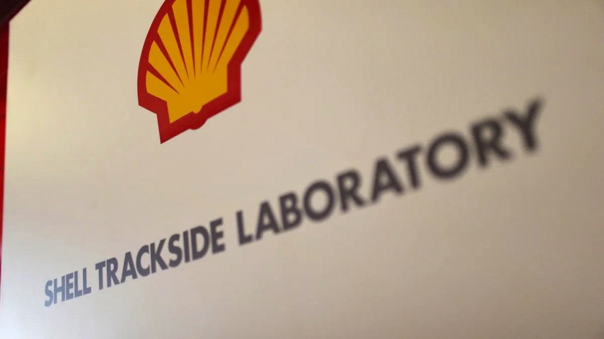 6656347f2570fc1ffffb0c9b Hennesseyperformancebatcharityauctionwithpennzoil2