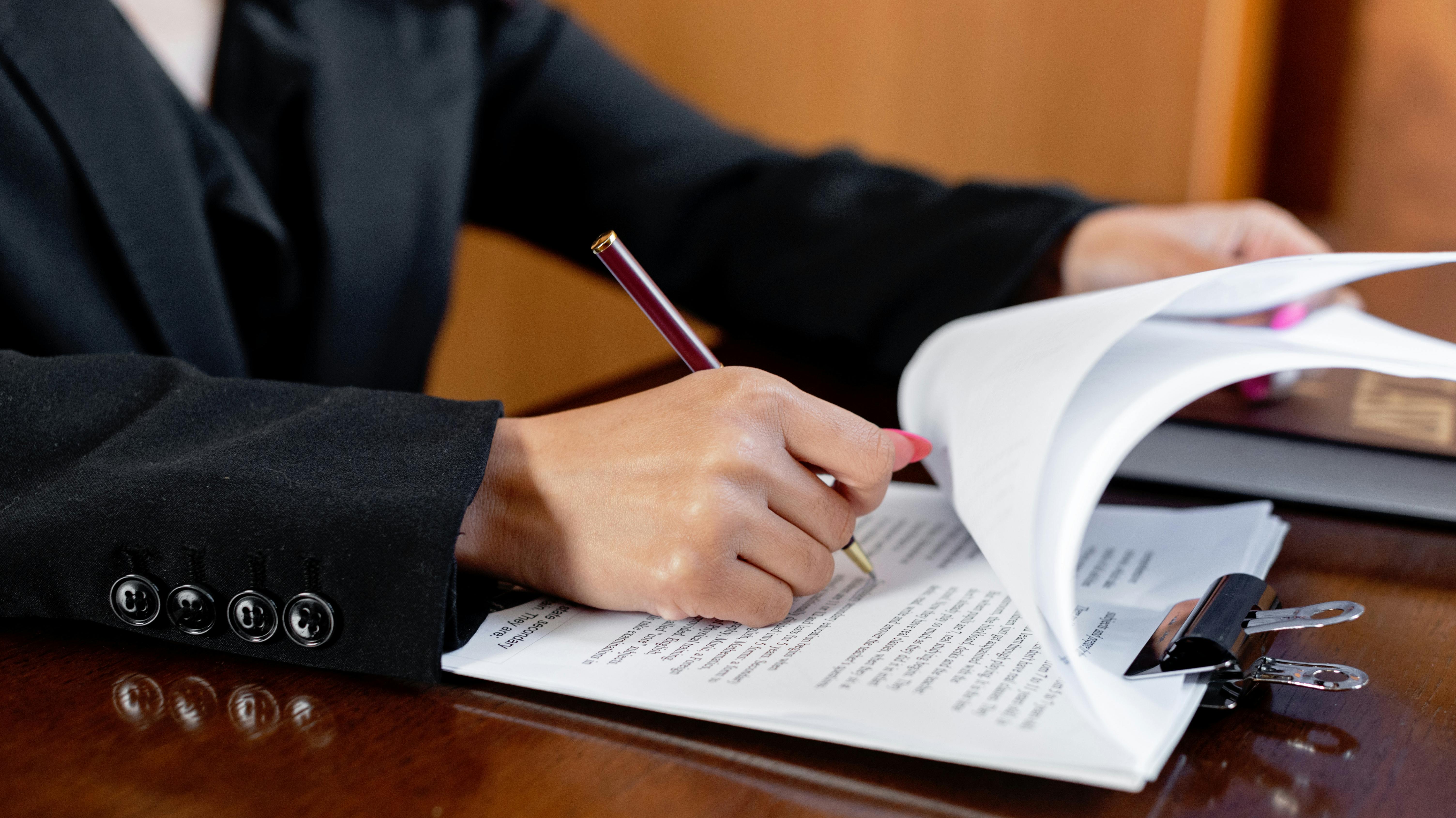 668d9577fa7e253695a6b304 Pexelsmikhailnilov8730374