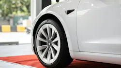 66b3d012738544761e3696d3 Tesla1
