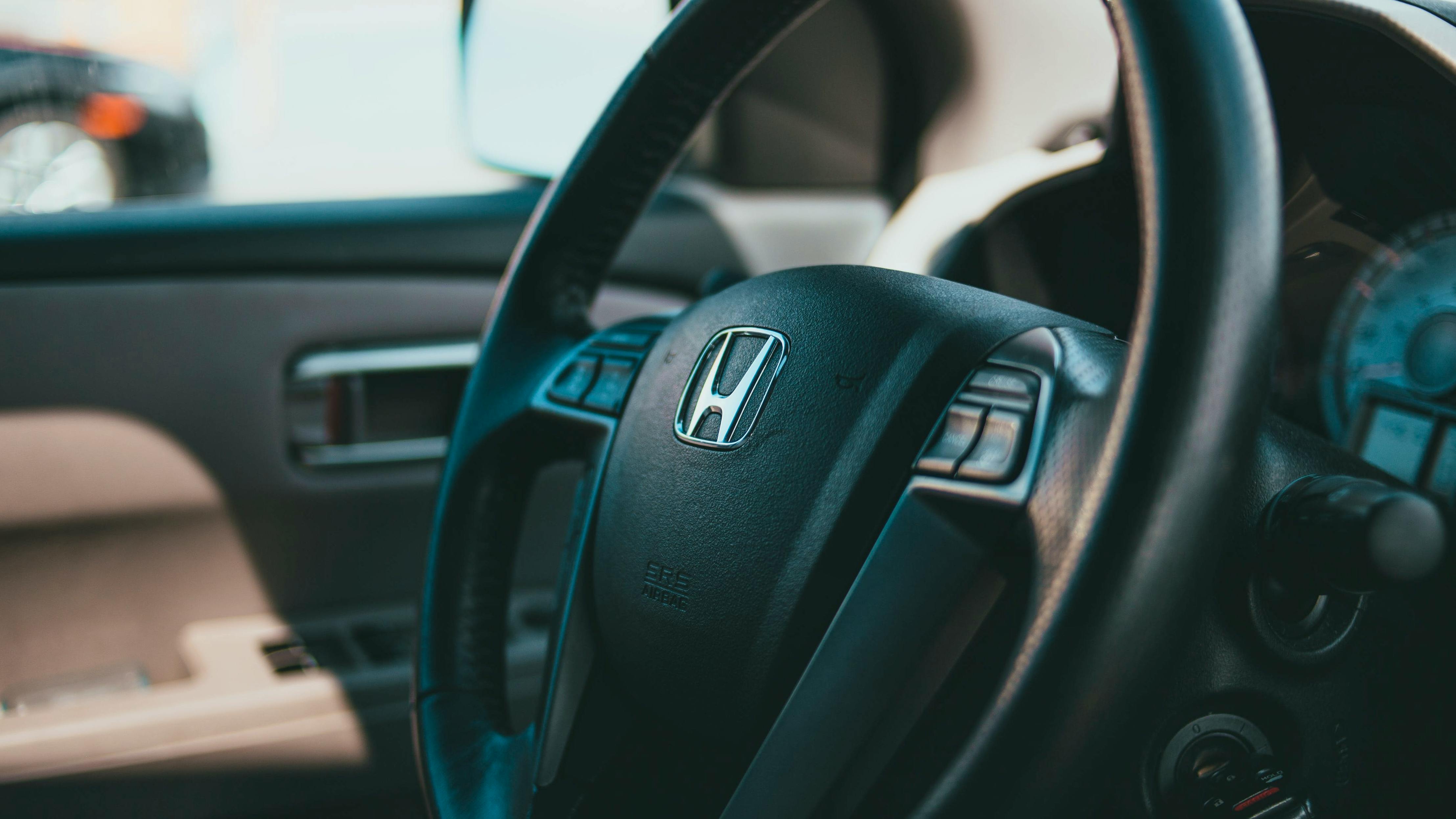 67523b4d2d35d36fa6d102f2 Honda