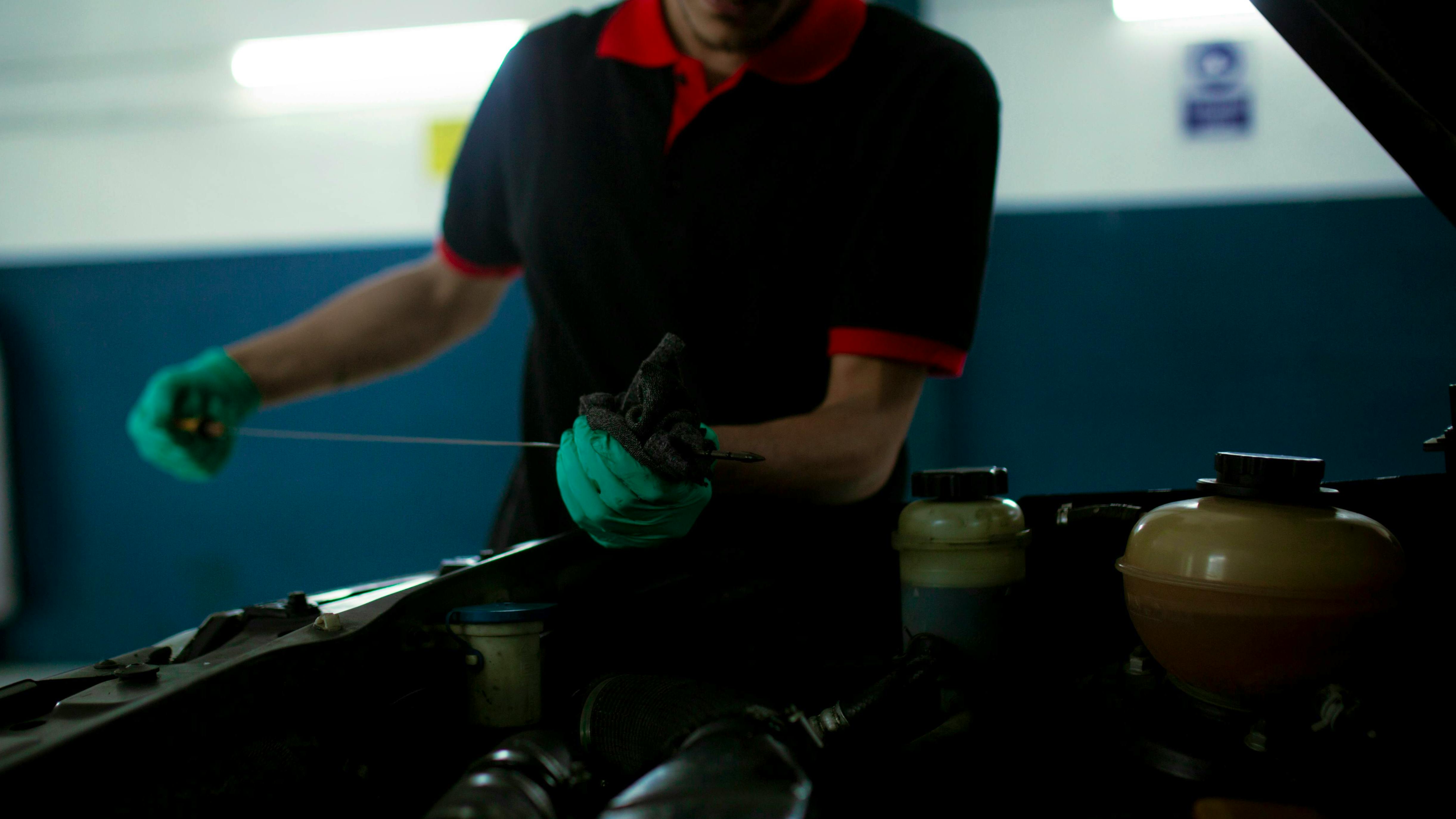 676e31d8f2c2e5208848f02a Dipstick 2