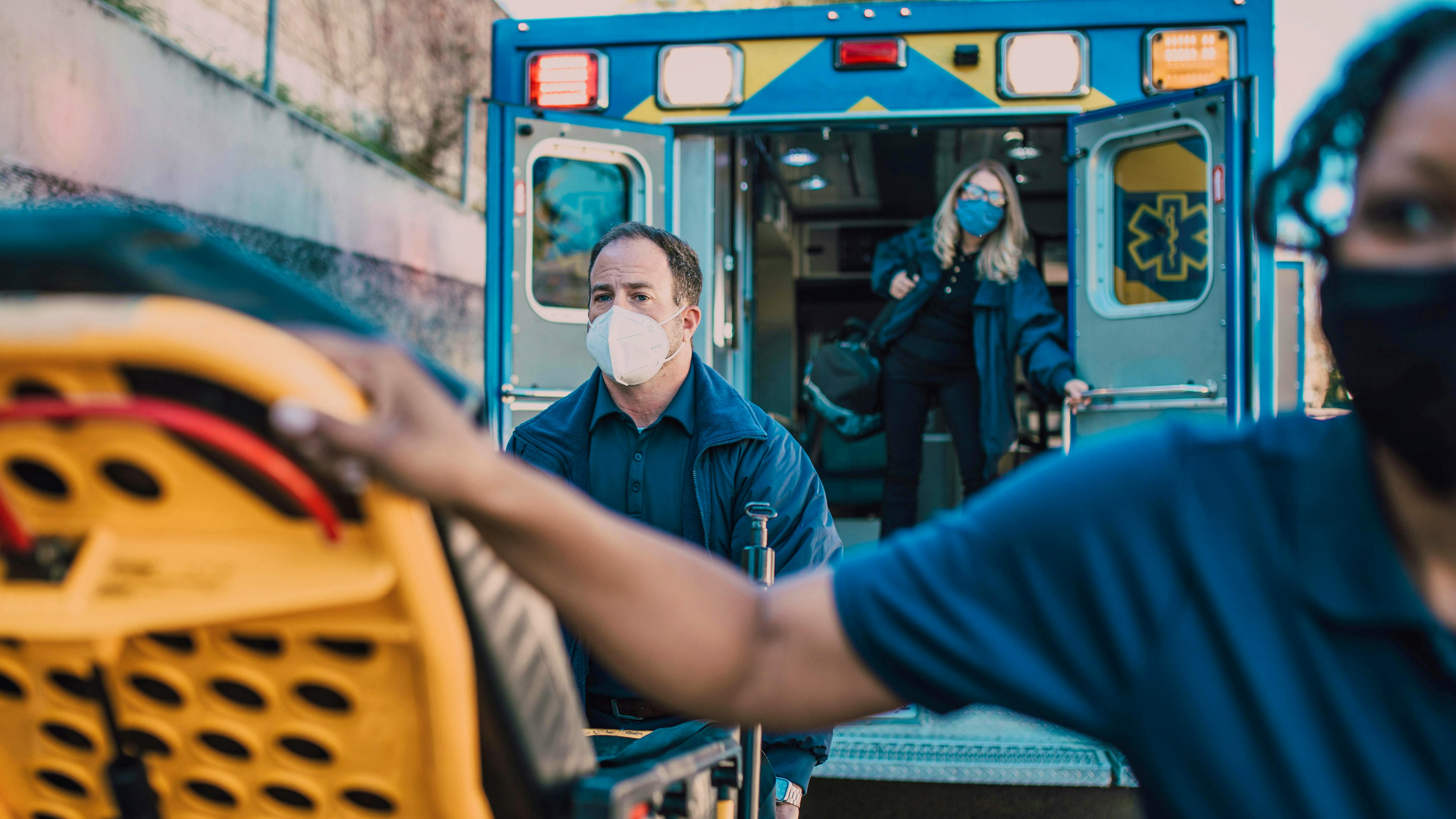 6780d530e397d26a052371c1 Ambulance Emergency