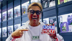 67a44384d944d5b06b5a3167 Liberty Walk Auto Salon Tokyo 4