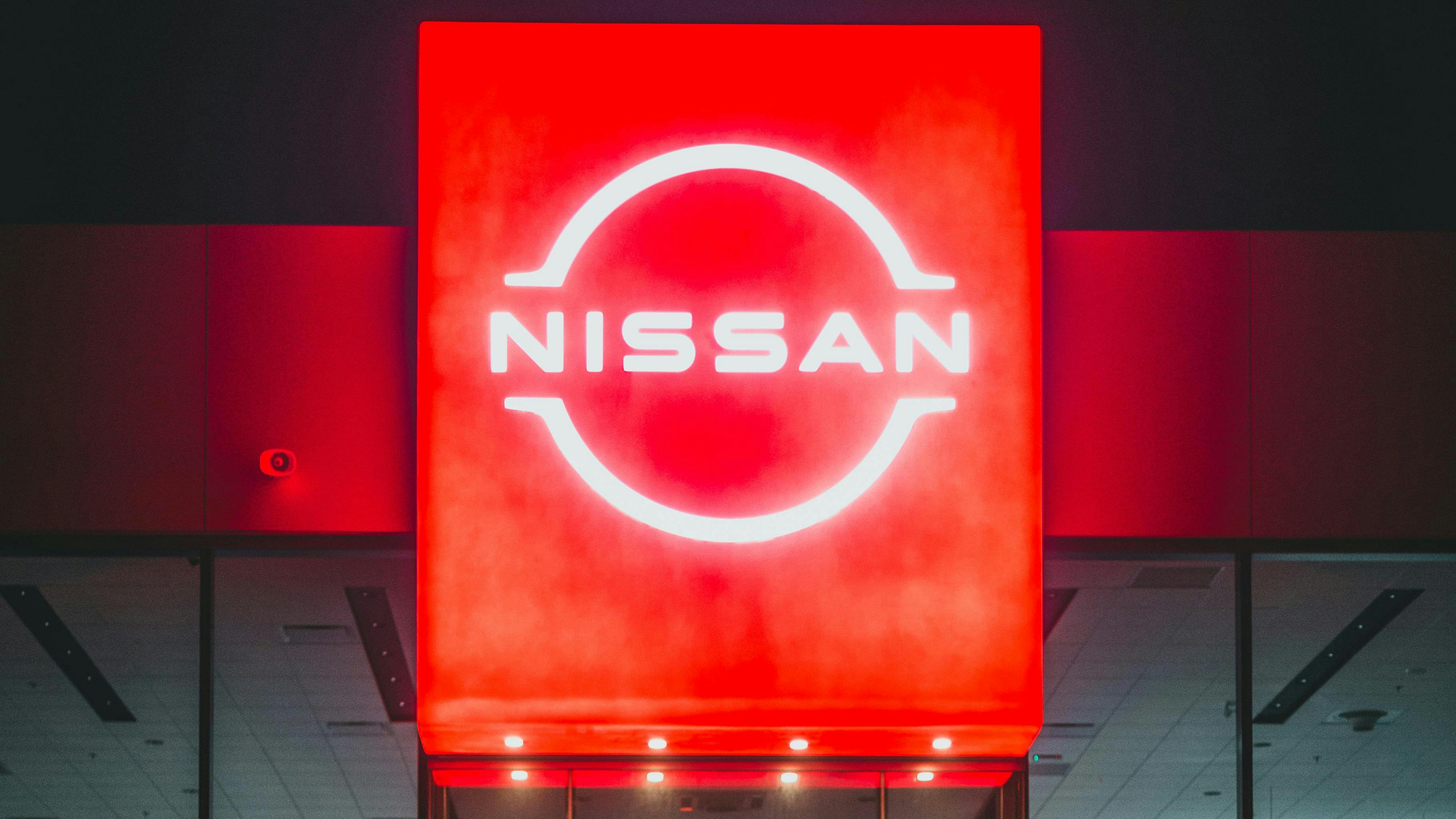 68660fba982e88809624e428 Nissan Light