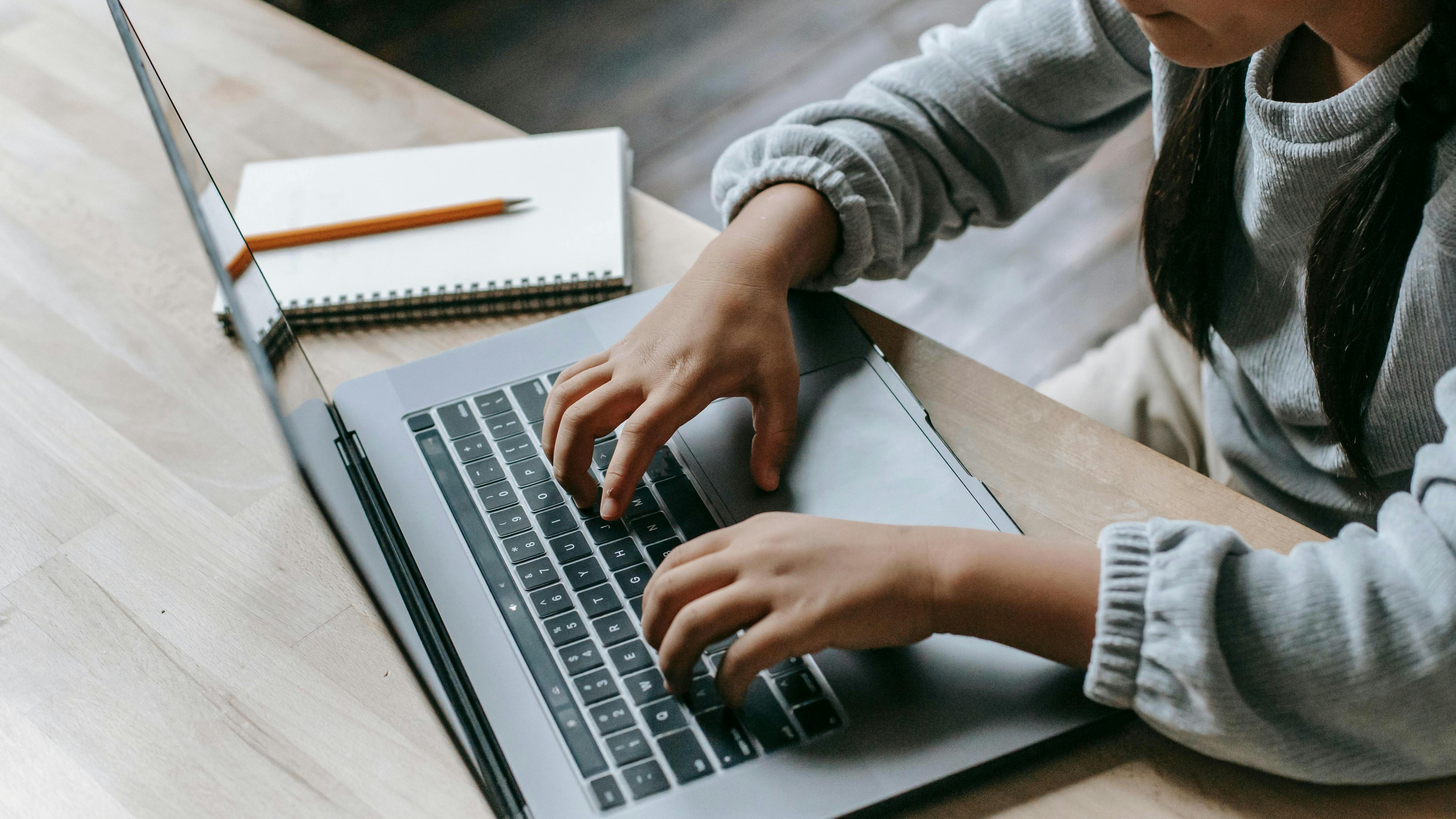 pexelskaterinaholmes5905971