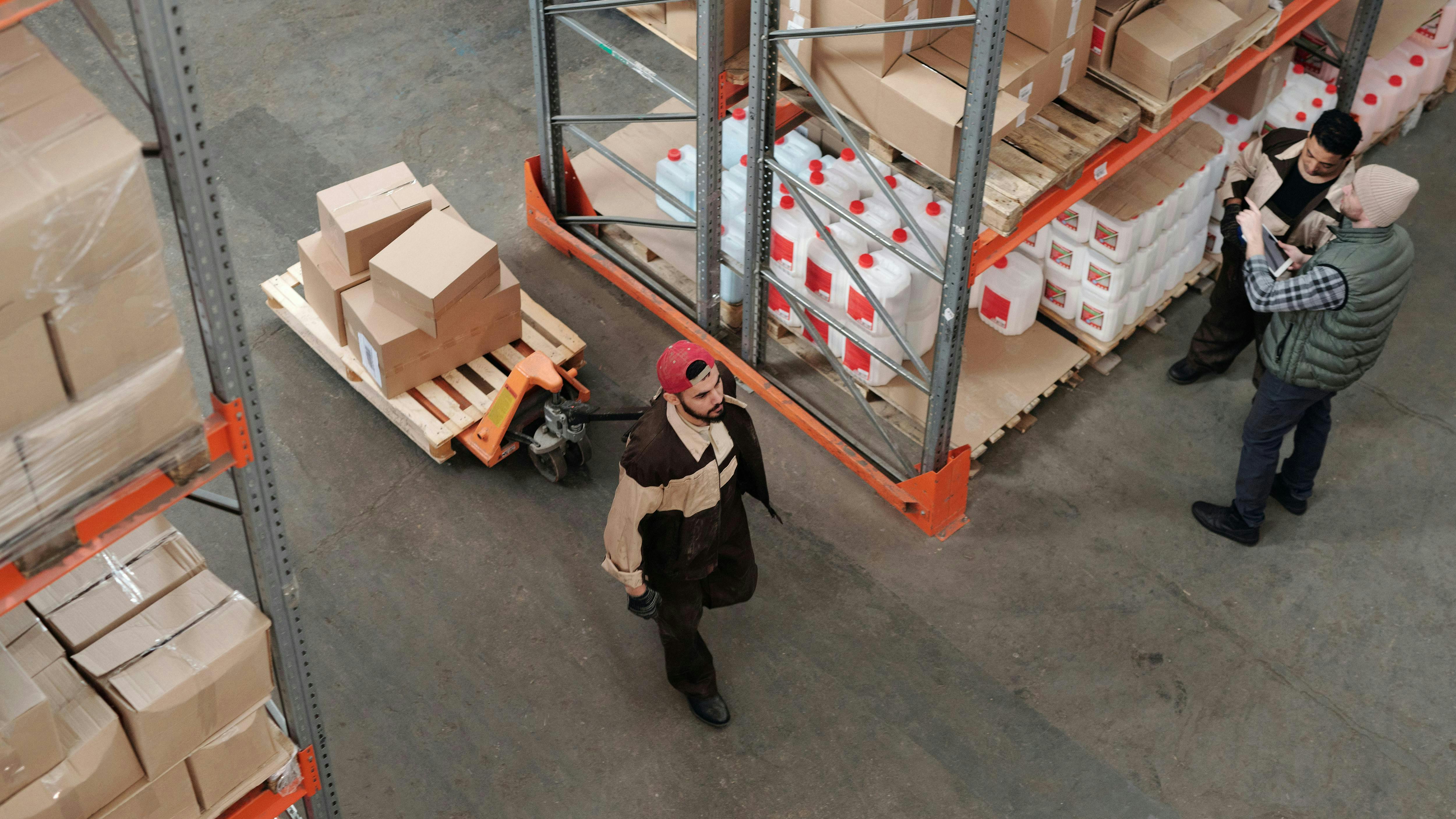 6957616c60e9a69fd78d7568 Warehouse