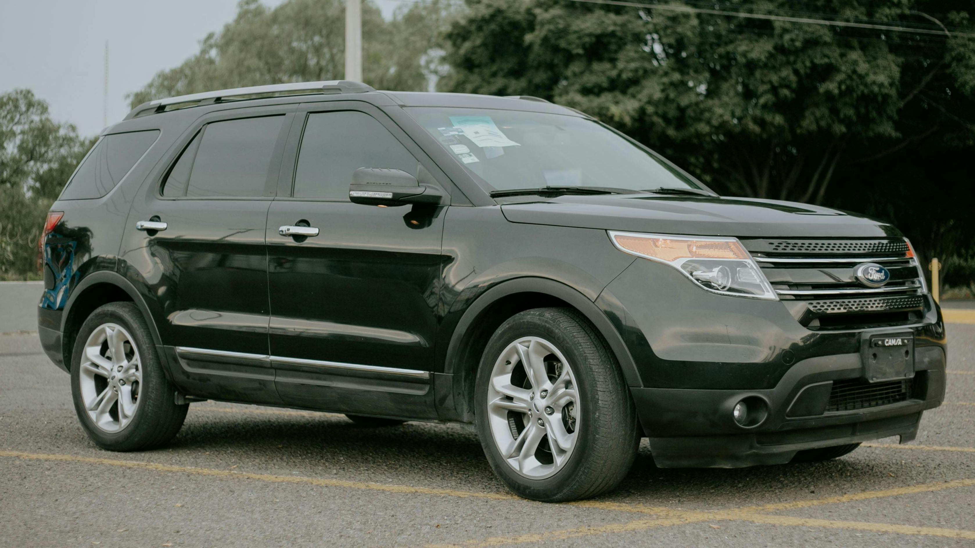 69b7a4d379535c473cbcb34a Ford Explorer