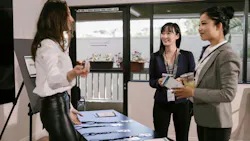 69f19c414c1fdae042159d4a Pexelsrdne7648057 69f19c414c1fdae042159d4a Pexelsrdne7648057