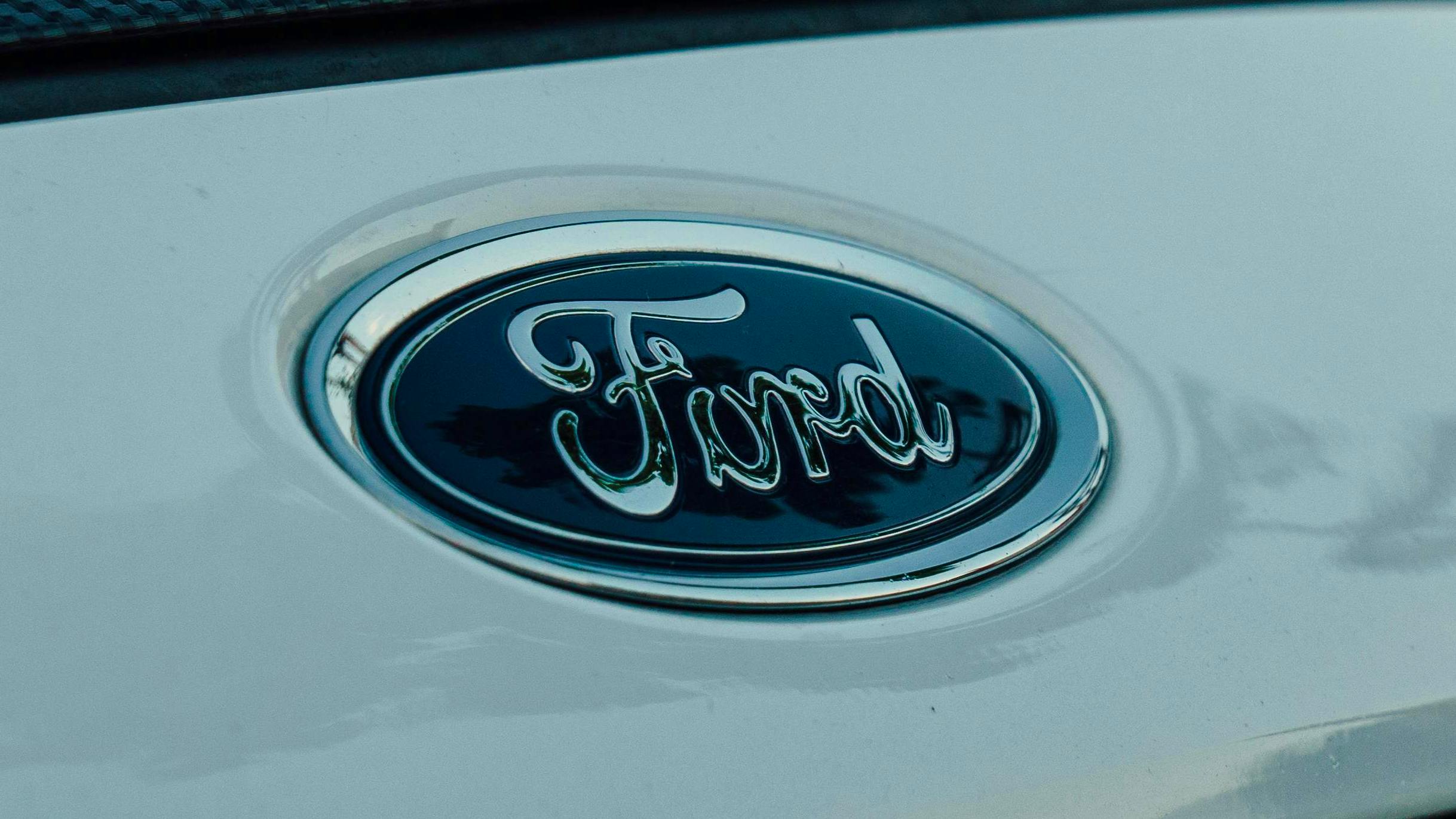 6a310b6118c296b4a646c647 Ford1