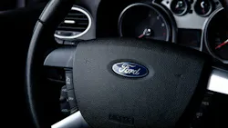 6aa922f8fe40ca881f8d5589 Ford Wheel