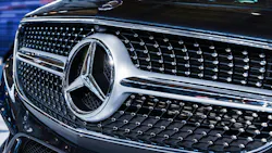 6acdcbc31d2452545aa42482 Mercedes
